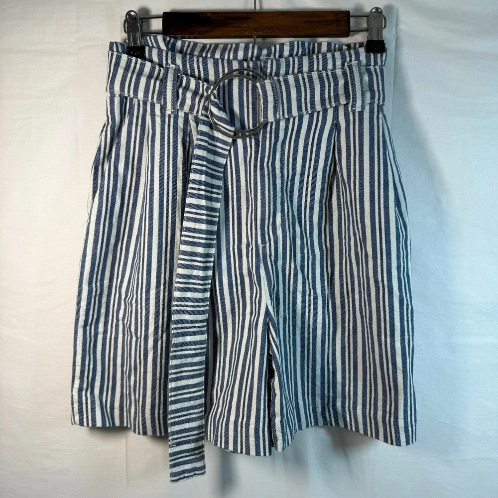 FREE PEOPLE Paperbag Striped High Waist Belted Shorts - Blue/White - Size 8 - Picture 2 of 9
